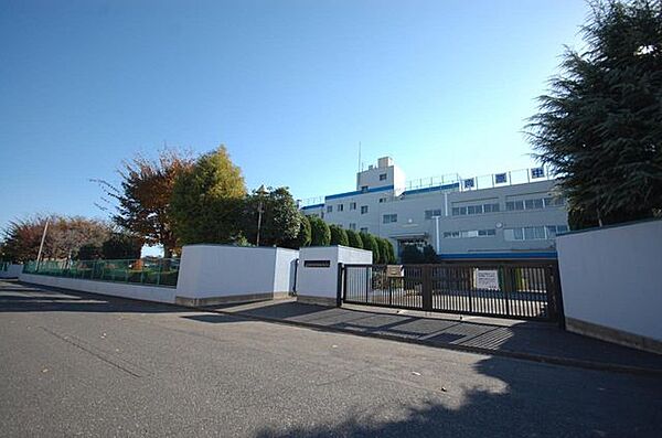 入間市立向原中学校  1100m