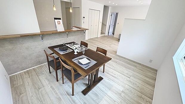 リビングダイニング