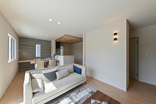 SAN+仕様ZEH（ネットゼロエネルギーハウス）基準クリア住宅や耐震等級3の家。