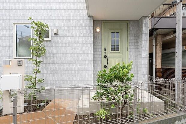 建築例【狭山不動産　SAN+高性能ZEH住宅（太陽光設置）建物約28.5坪、1800万円（税込）】