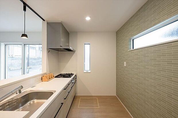 SAN+仕様ZEH（ネットゼロエネルギーハウス）基準クリア住宅や耐震等級3の家。