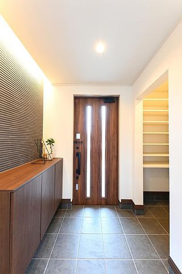 建築例【狭山不動産　SAN+高性能ZEH住宅（太陽光設置）建物約28.5坪、1800万円（税込）】