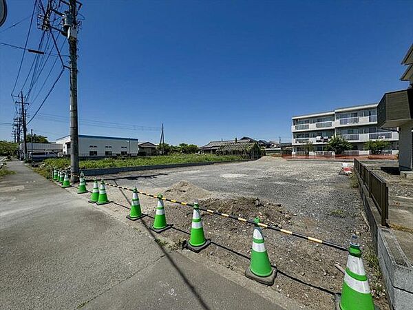 現地　建築条件無しのため、お好きなハウスメーカーさんで建築可能です！