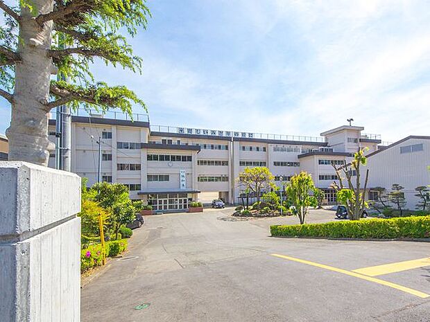 飯能市立飯能西中学校 徒歩18分。 1370m