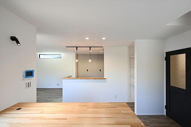 建築例【狭山不動産　SAN+高性能ZEH住宅（太陽光設置）建物約28.5坪、1800万円（税込）】