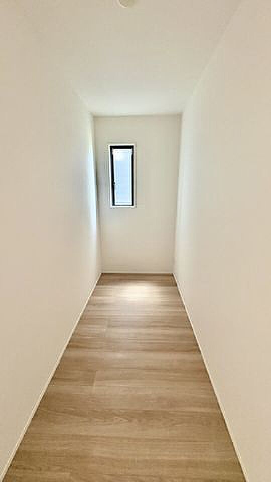 キッチンに大容量のパンドリーがございます。主婦（夫）の見方です！