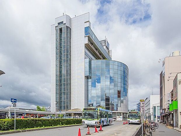 西武池袋線飯能駅 240m