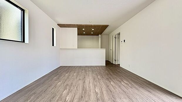 リビングダイニングキッチン 16帖