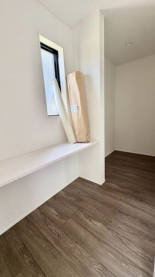 ワークスペース 奥は収納としても使用できます