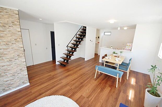 SAN+ZEH基準クリア住宅や耐震等級3。実質0円にてZEH住宅となる太陽光発電設置可能の建物価格1800万円（税込）基準28.5坪