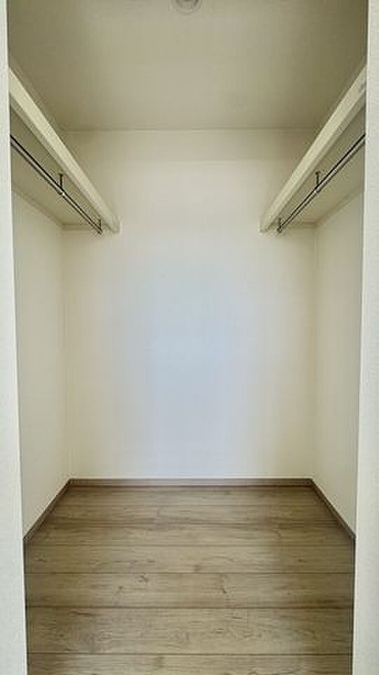 2階洋室7帖　ウォークインクローゼット付き！！