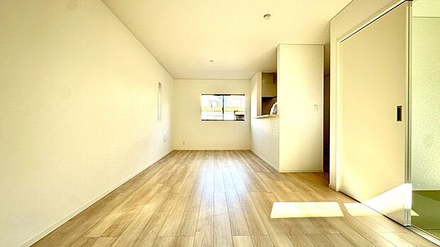 2号棟　リビング　約16.2帖