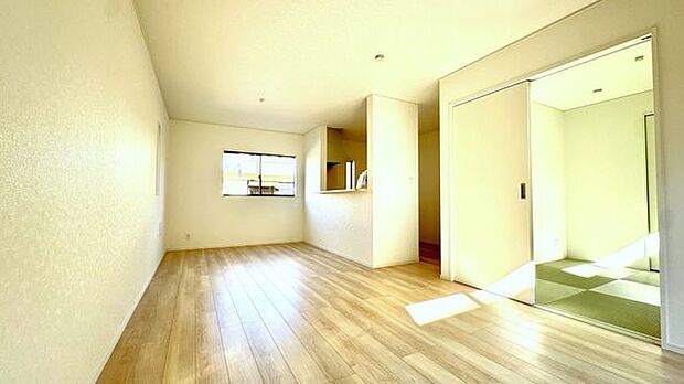 2号棟　リビング　約16.2帖