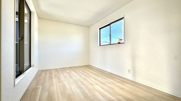 2号棟　洋室　約7.2帖