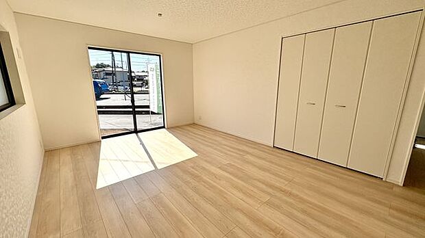 リビングダイニングに嬉しいクローゼット付き