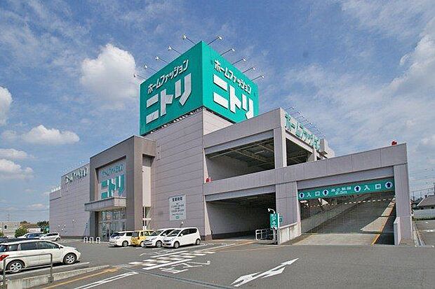 ニトリ入間店 徒歩9分。 700m