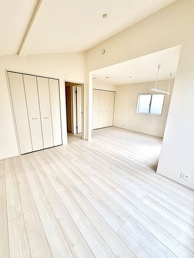 2階洋室12帖 将来の家族構成の変化に対応!!