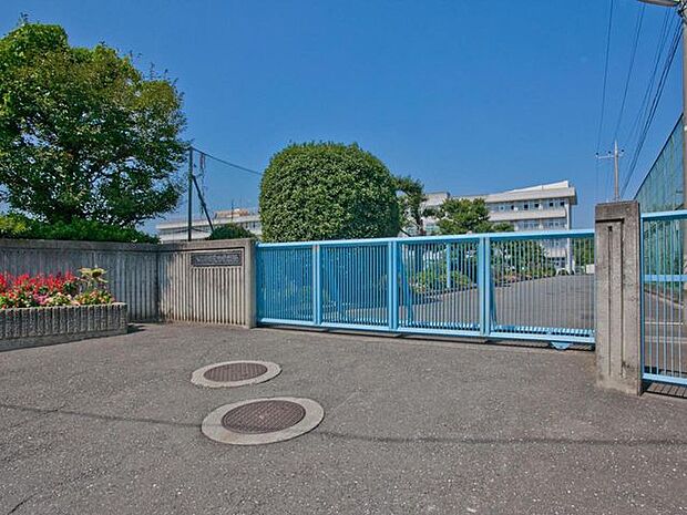 入間市立東町中学校 徒歩15分。 1180m