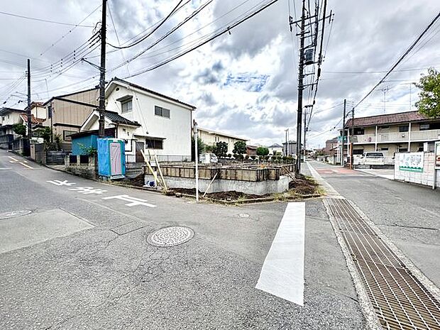 現地　　ゆったり土地37坪！！