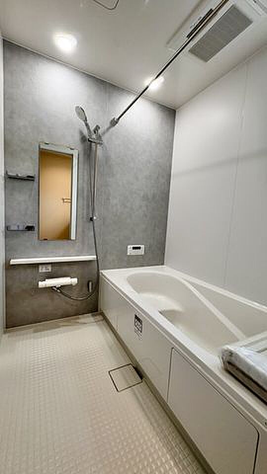 浴室 疲れた体をのびのび癒せます