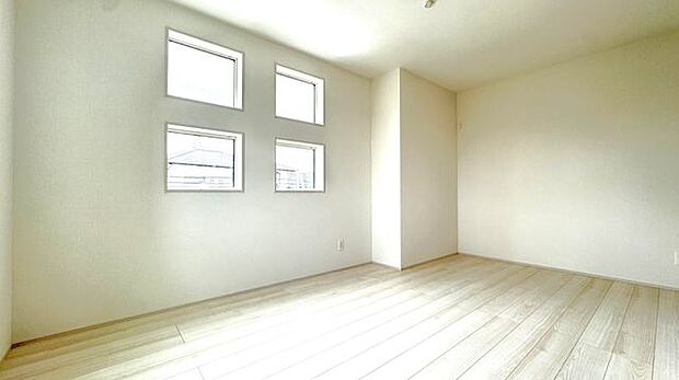 主寝室 約9.87帖