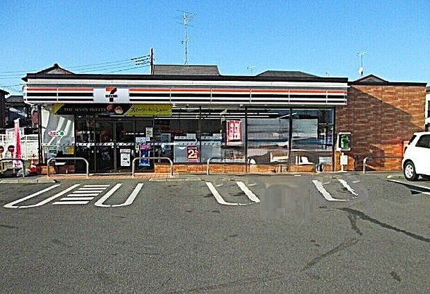 セブンイレブン所沢和ケ原三丁目店 徒歩8分。 590m