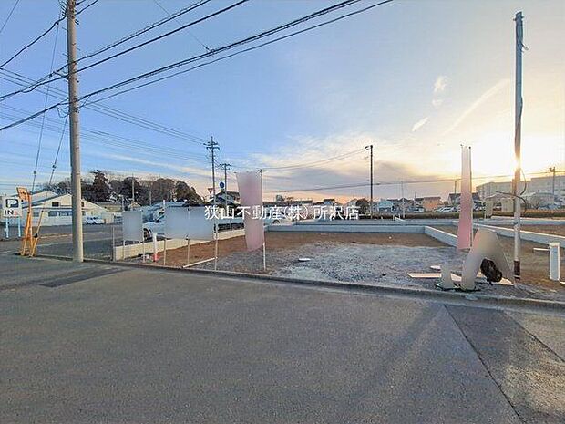 1号棟　外観　全5棟の分譲地