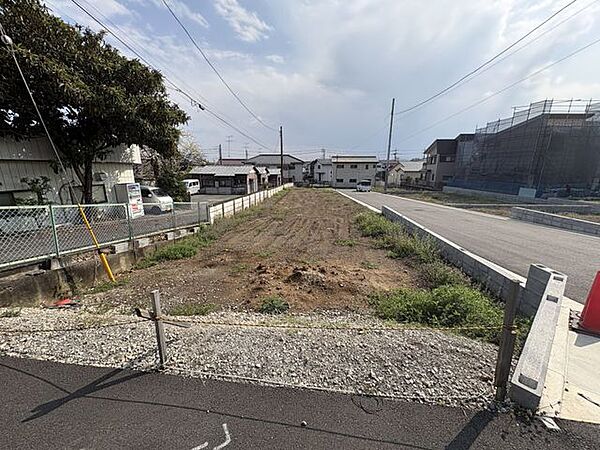 現地土地写真　建築条件無し売地