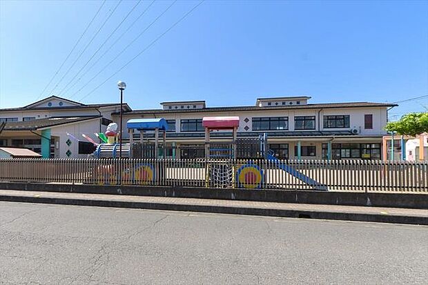 藤沢第二保育所 820m