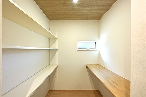【建築例】建物は狭山不動産（株）SAN+（サンプラス）高性能ZEH住宅！『耐震等級3』標準仕様、長期優良住宅認定基準を上回るランクの耐震性能です(許容応力度計算)　太陽光設置プラン案で建築も可能です。