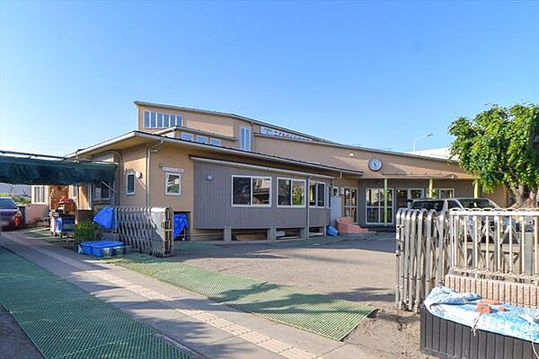 こどものくに保育園 徒歩4分。 260m