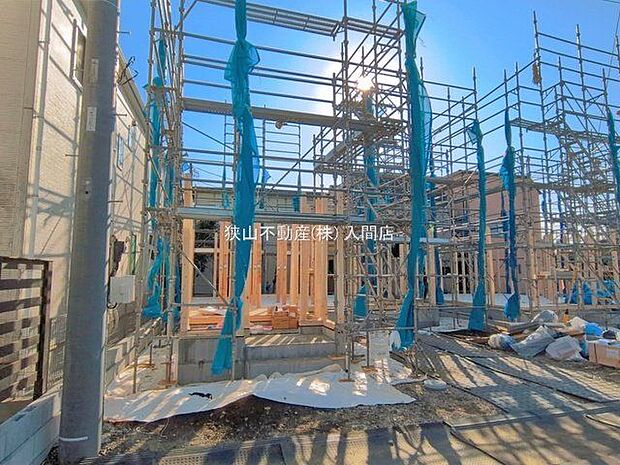 並列駐車2台可能