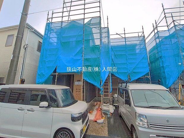 並列駐車2台可能