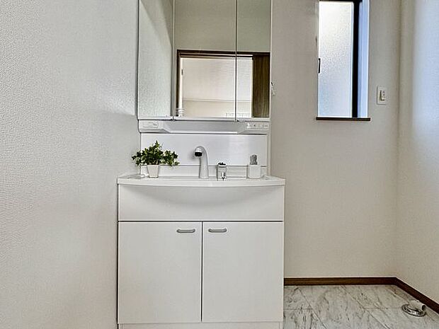 同仕様施工例参考写真 洗面化粧台