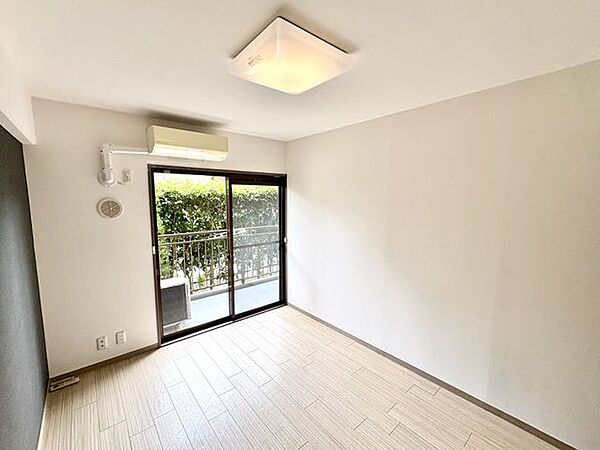 洋室 約6.0帖