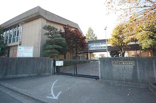 入間市立上藤沢中学校 徒歩9分。 670m