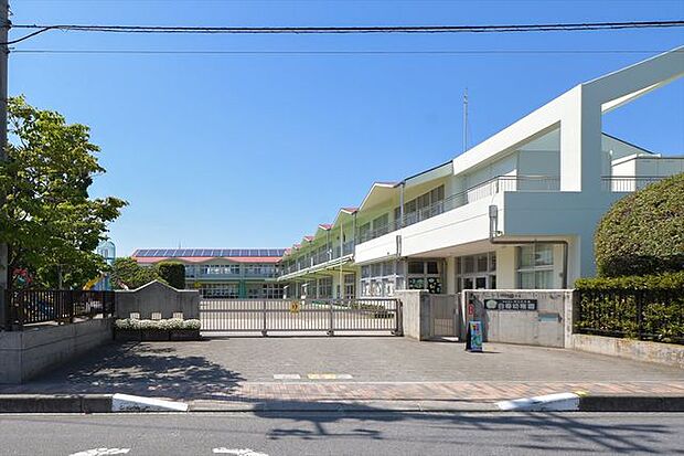 白梅幼稚園 徒歩18分。 1440m