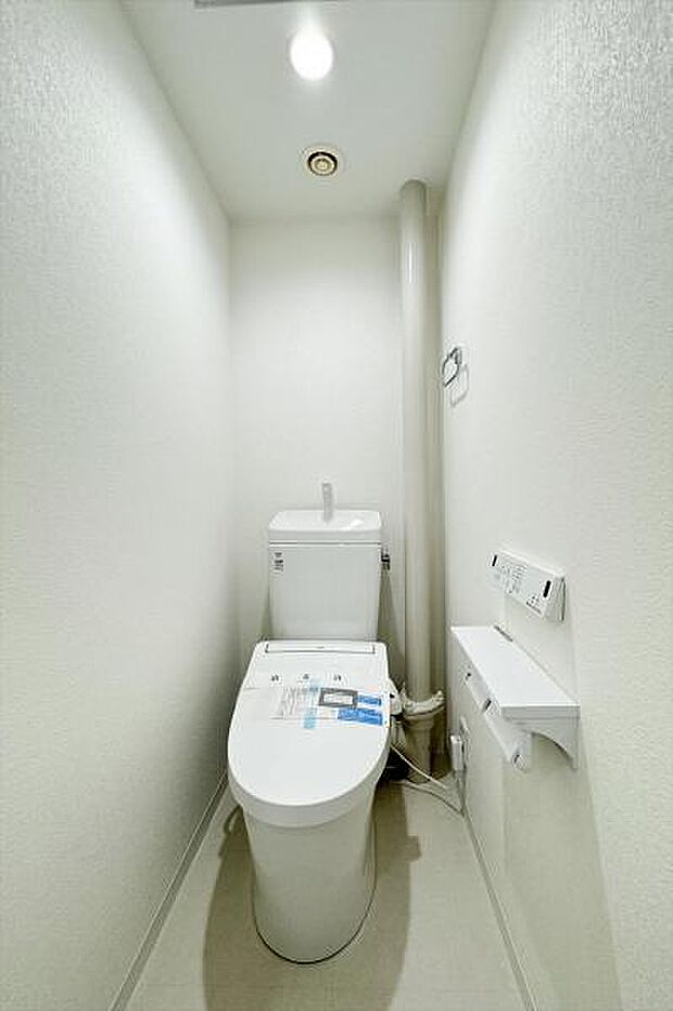 トイレ／温水洗浄暖房便座