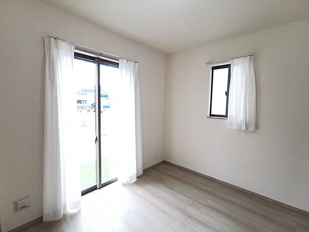 1階　洋和室4.5帖