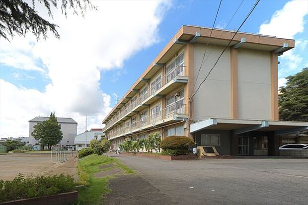 川越市立川越第一小学校 徒歩22分。 1740m