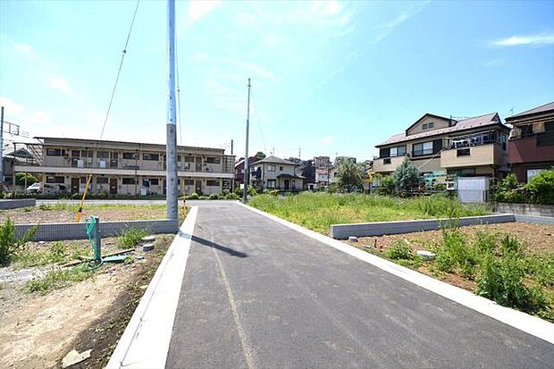 【土地写真】こだわりの自由設計で建てる土地スーパー「ヤオコー狭山店」まで徒歩13分毎日のお買い物に便利現地(2024年5月)撮影