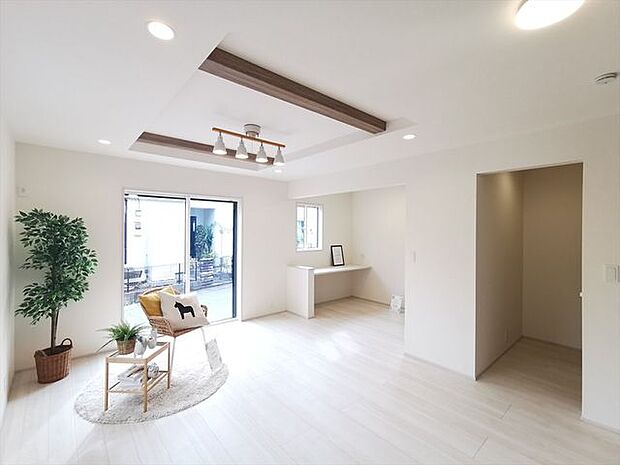 リビング広々19帖!パントリーやスタディーコーナー3帖有り。