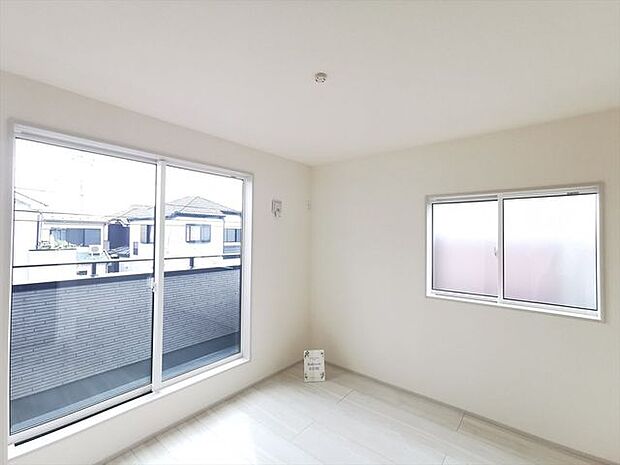 バルコニーに面した洋室6.25帖