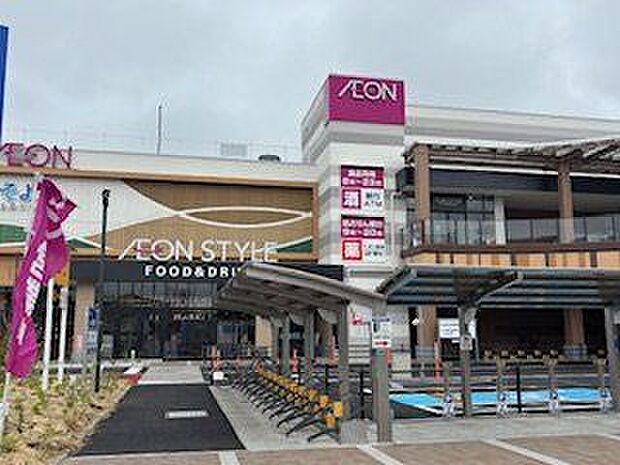 イオンそよら入曽駅前 徒歩23分。 1840m