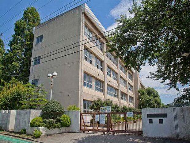 笹井小学校まで約880m