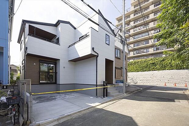 前面道路幅員5Mのゆとりある道路面