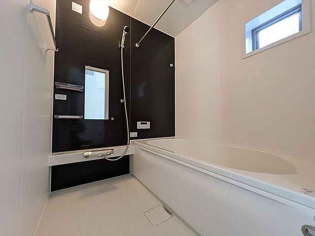 浴室1坪以上広さを設けた浴室でゆっくりバスタイム。