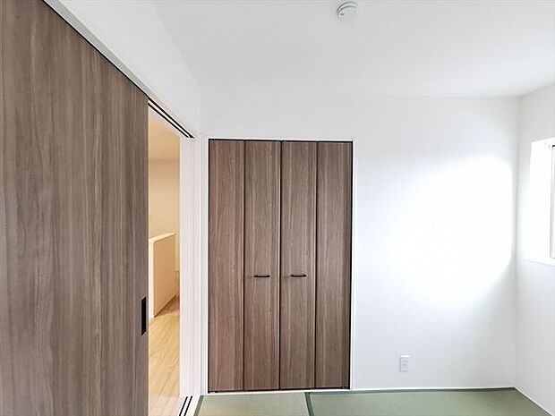 1階和室　4.5帖収納
