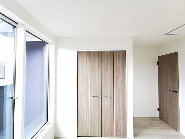 2階洋室　6.0帖収納