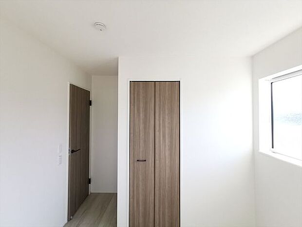 洋室5.0帖収納